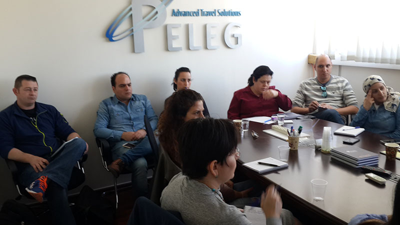 מפגש טיולים מאורגנים