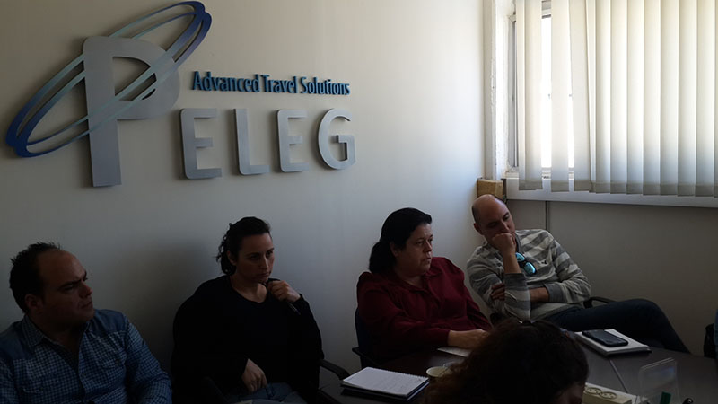 מפגש טיולים מאורגנים